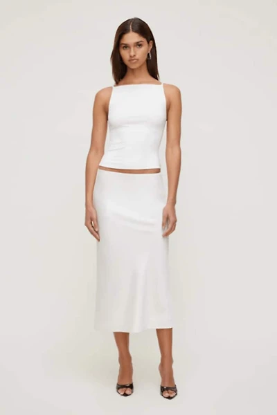 Sculpt Strappy Boat Neck Tank Top