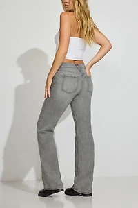 Relaxed Straight Jeans