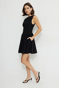 Minirobe évasée en tricot point de Rome Kerina