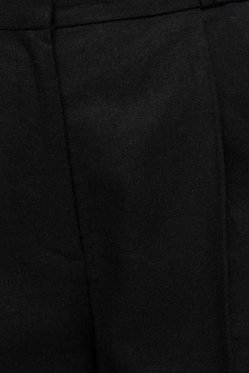 Linen Long Pleated Shorts