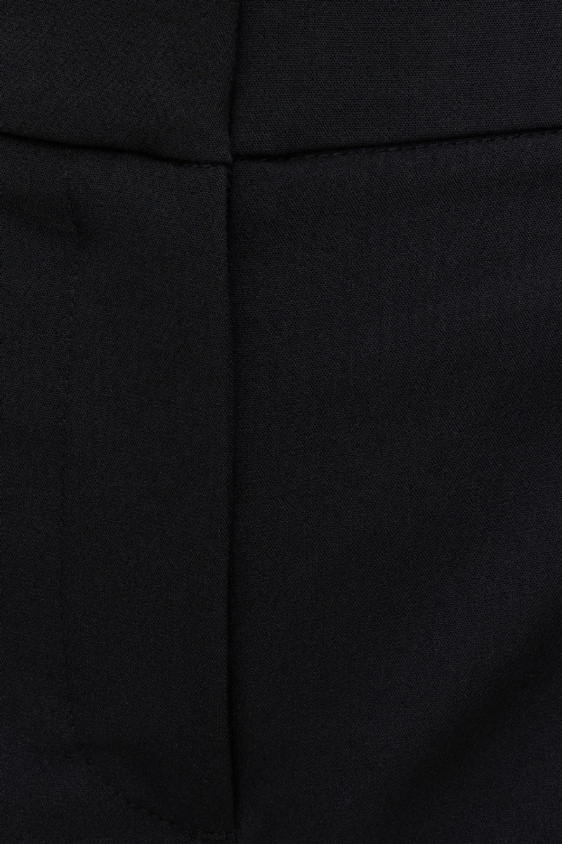 Short plissé A coupe en et taille haute