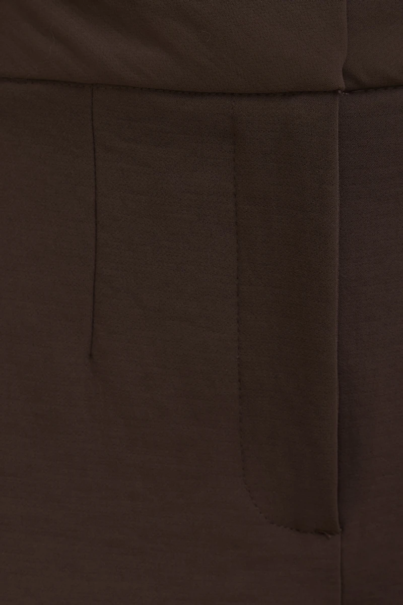 Pantalon fluide à jambe droite Yasmin