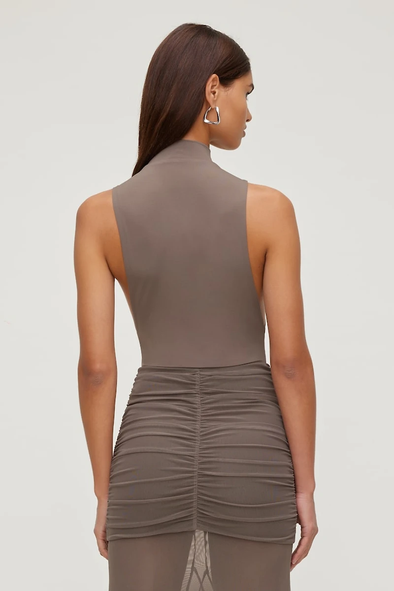 Justaucorps sculptant à col montant sans manches