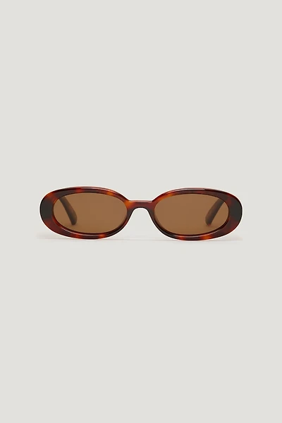 LE SPECS | Outta Love Oval Sunglasses