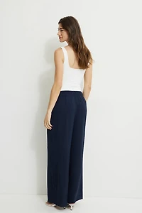 Wide Leg Pull On Pants