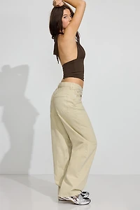 Pantalon ample à taille basse
