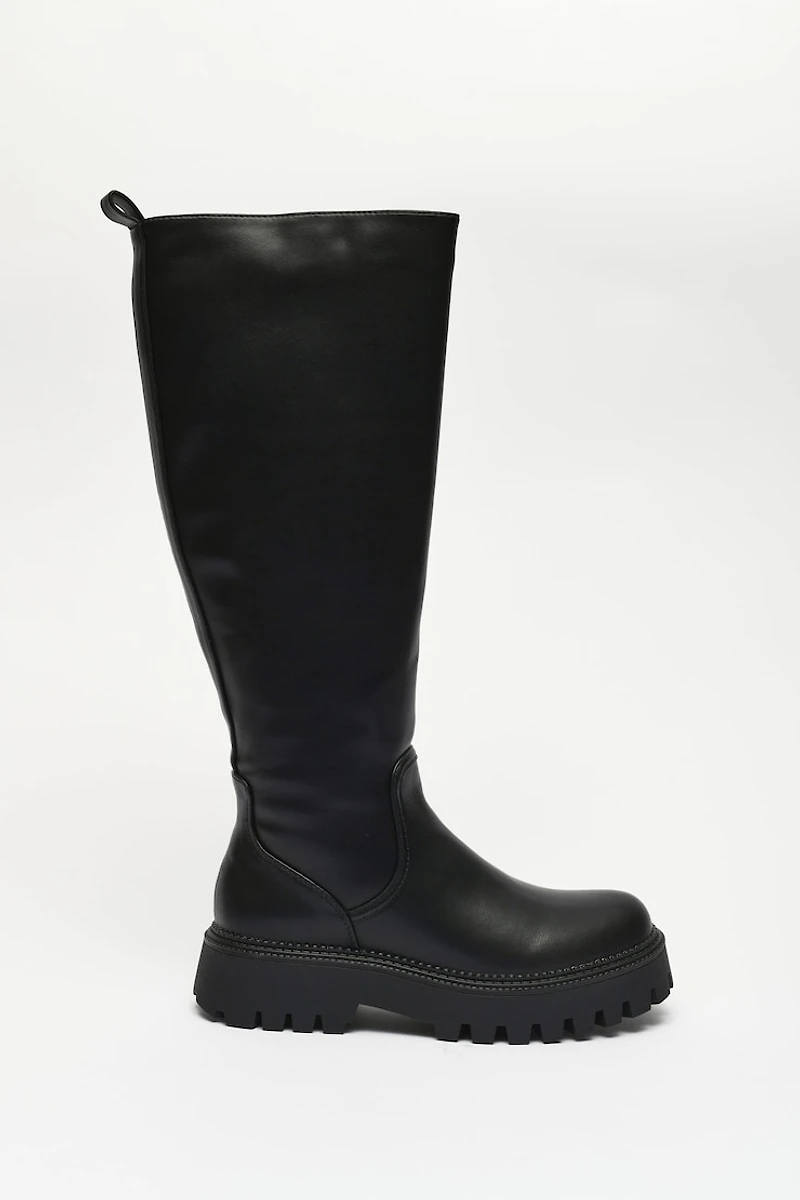 STEVE MADDEN Brenna Flat Lug Sole Boot