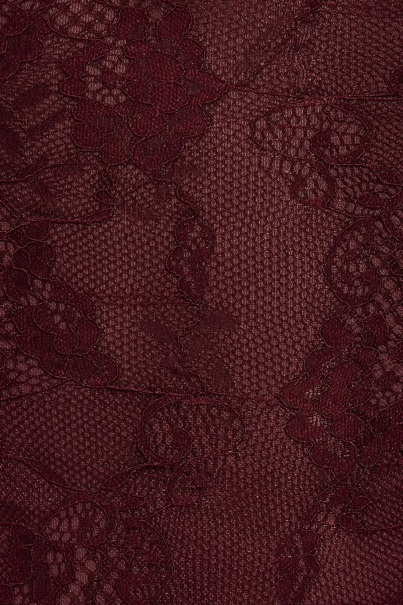 Justaucorps plongeant en dentelle croisé au dos