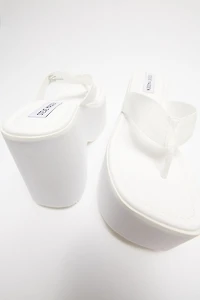 STEVE MADDEN Gwen Platform Sandal