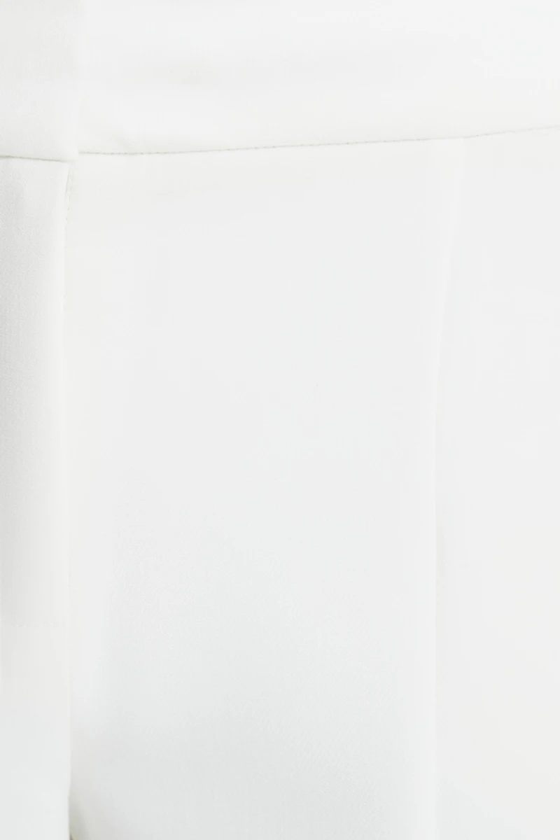 Pantalon à jambe droite taille mi-haute