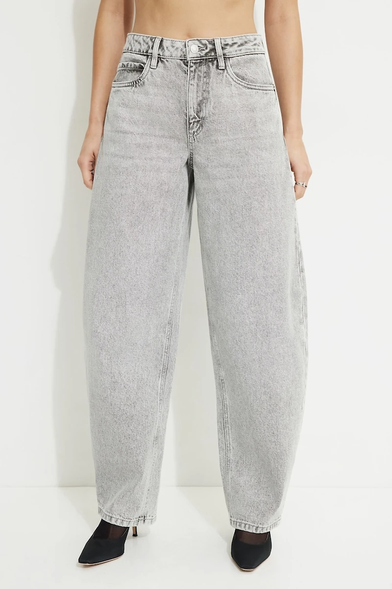 Jean décontracté à jambe courbée June