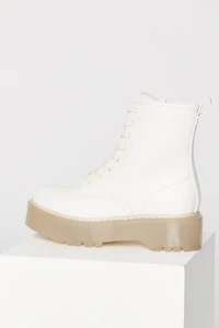 STEVE MADDEN Betty Boots