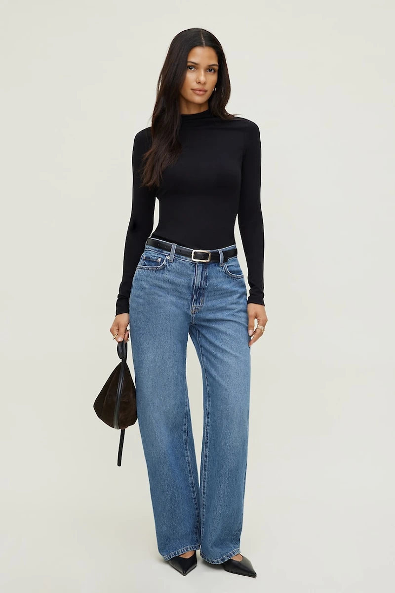 Haut à col montant et manches longues