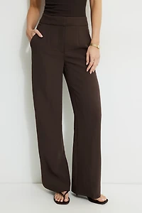 Pantalon fluide à jambe droite Yasmin