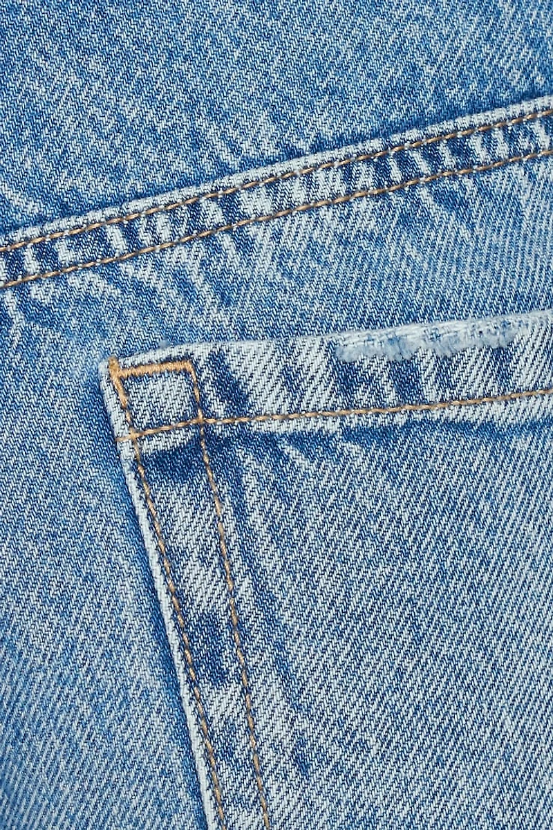 Relaxed Straight Jeans