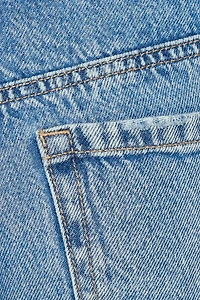 Relaxed Straight Jeans