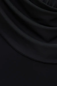 Robe maxi en maille à col châle plongeant