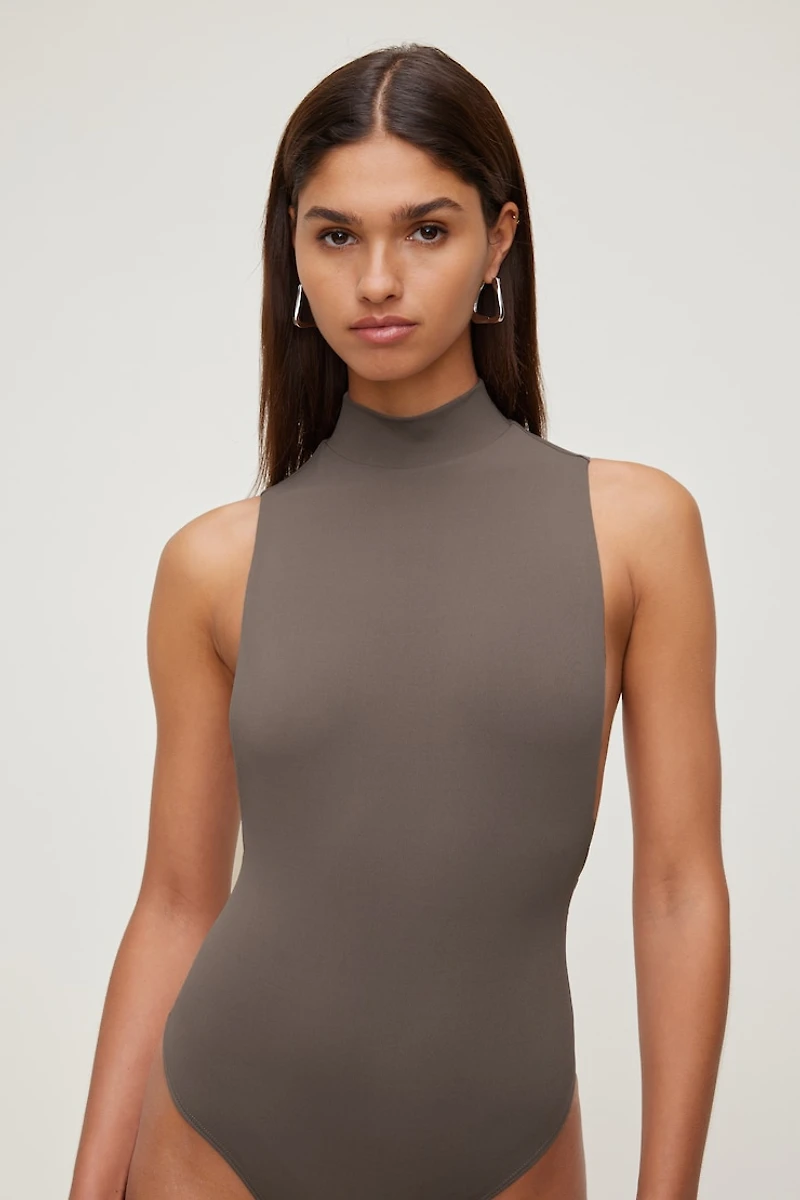 Sculpt Mock Neck Sleeveless Bodysuit