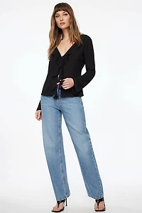 Haut semi-diaphane ouvert à volants