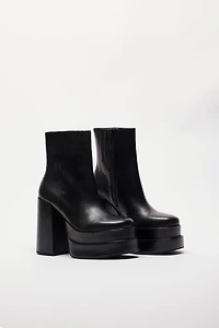 STEVE MADDEN - Cobra Platform Boot