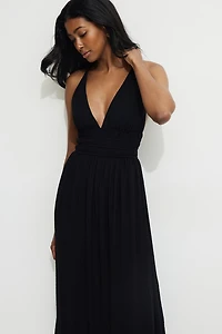 Robe maxi froissée à col plongeant