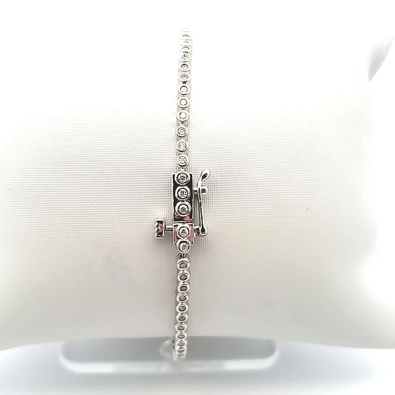 10K White Gold 0.66 cttw Diamond Tennis Bracelet