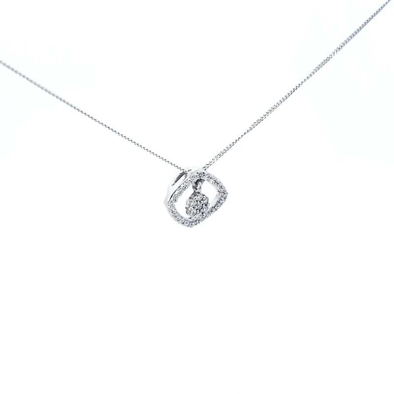 10K White Gold cttw Diamond Pendant