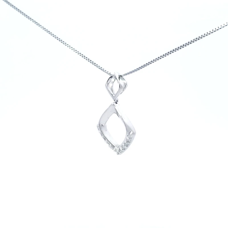 10K White Gold 0.11cttw Diamond Pendant, 18"