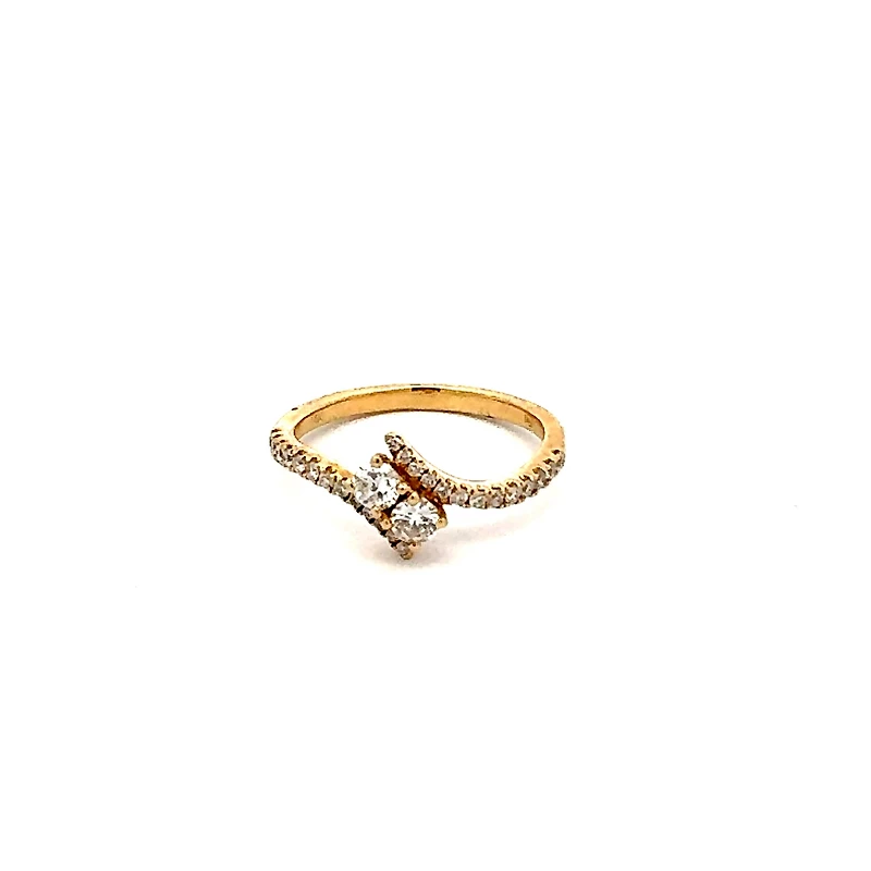 14K Yellow Gold 0.45 cttw White Diamond Ring