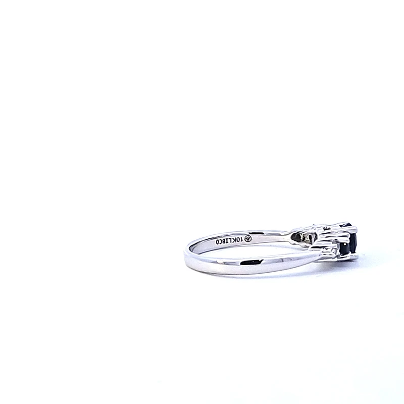 10K White Gold Sapphire and Diamond ring - yellow gold / 4