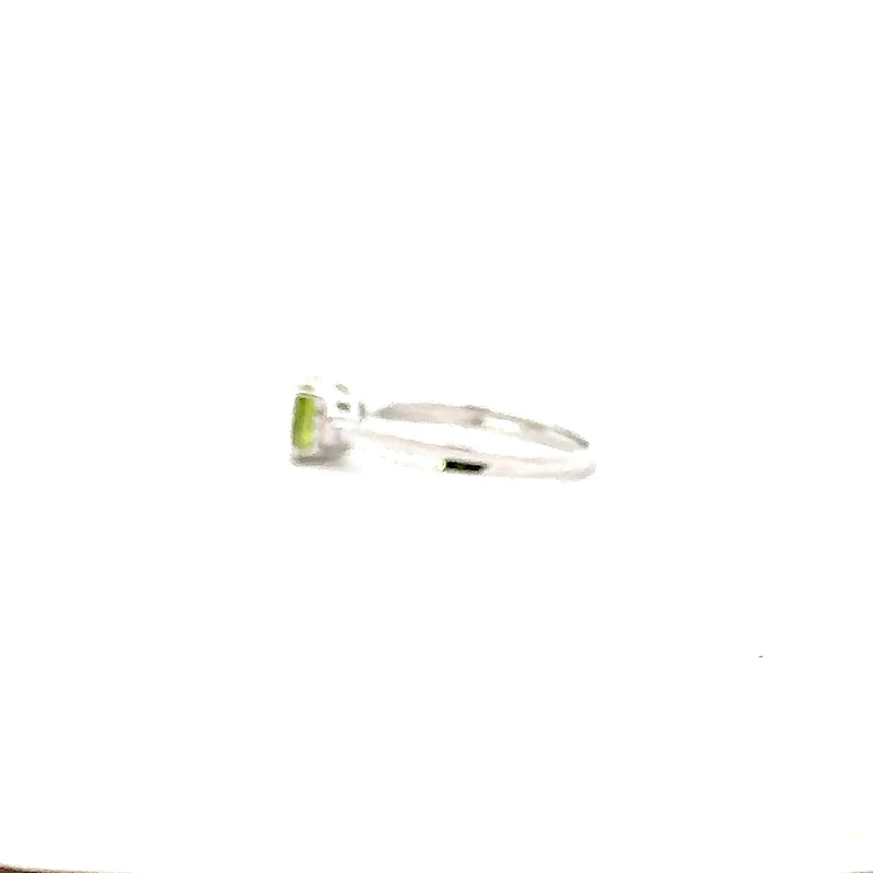 10K White Gold Peridot and Diamond Ring - 4