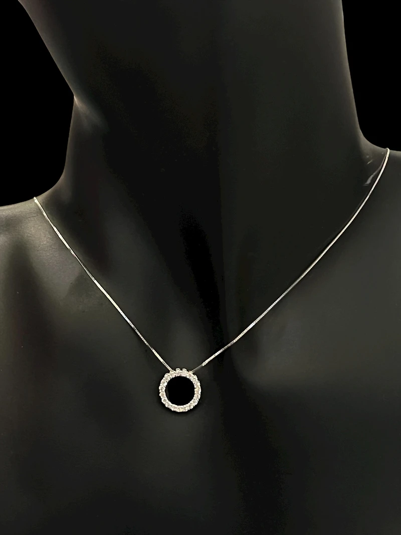 10K White Gold 0.25cttw Diamond Necklace