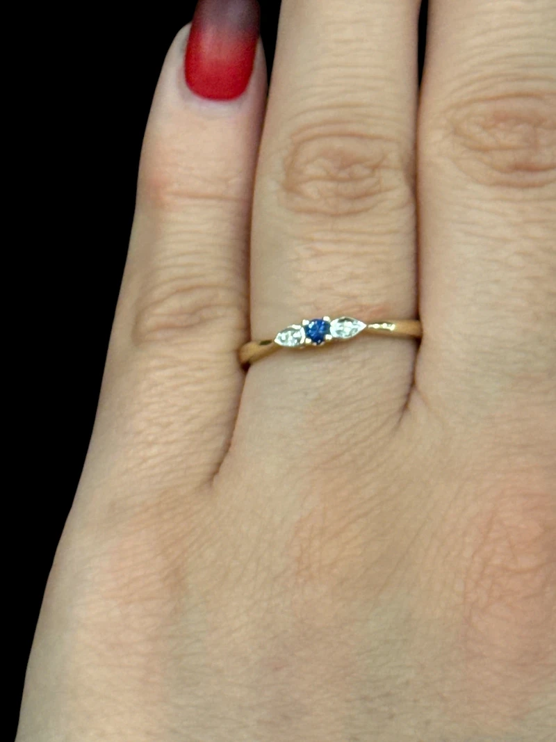 10K Yellow Gold Sapphire & Diamond Ring