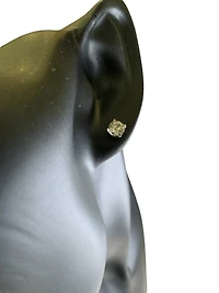 14K White Gold 1.02cttw Diamond Earrings with Screw Backs