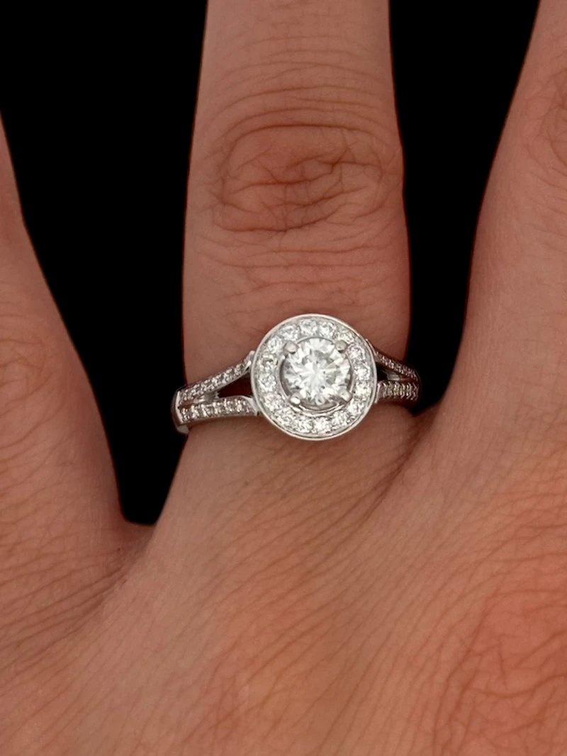 14K White Gold 0.91cttw Diamond Engagement Ring