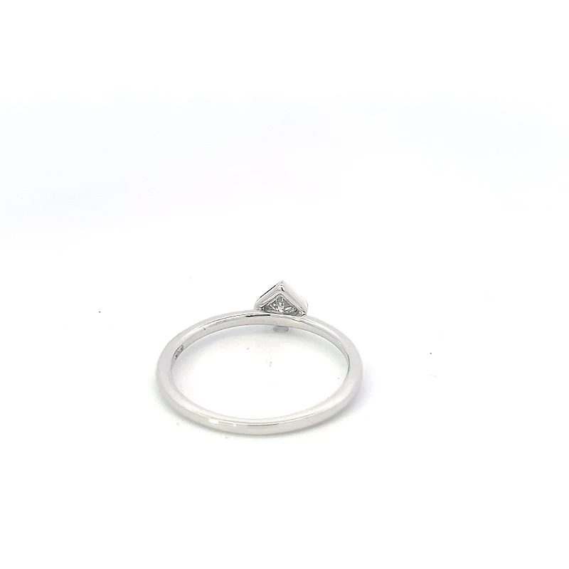10K White Gold 0.16cttw Princess Cut Canadian Diamond Ring
