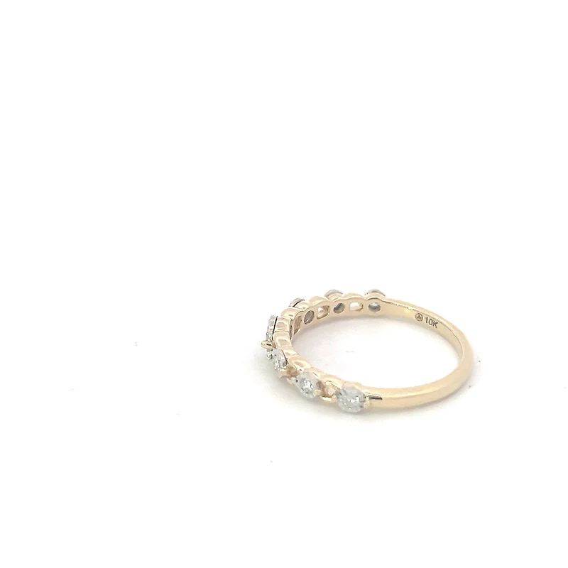 10K Yellow Gold 0.18cttw Diamond Ring