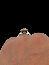 18K White Gold 1.31 cttw Natural Yellow and White Diamond Ring - 4.5
