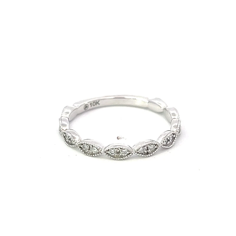 10K White Gold 0.20cttw Diamond Band