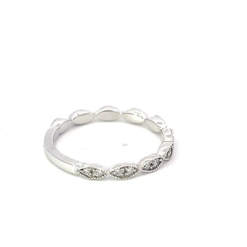 10K White Gold 0.20cttw Diamond Band