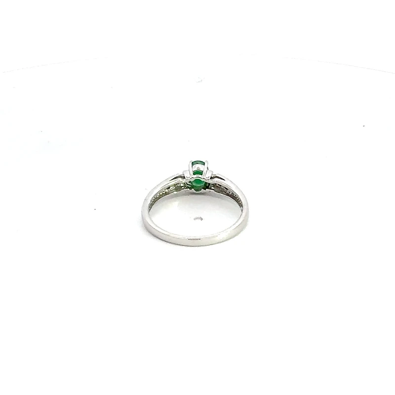 10K White Gold Emerald & Diamond Ring