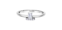 10K Gold 0.20cttw Canadian Diamond Engagement Ring