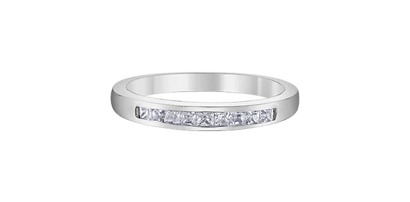 14K White Gold 0.25cttw Princess Cut Diamond Ring - /