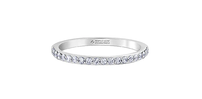 18K White Gold 0.30cttw Canadian Diamond Band - size 6.5