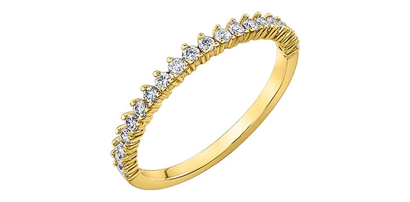 18K Yellow Gold 0.45cttw Canadian Diamond Band - size 6.5