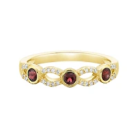 10K Yellow Gold Garnet & Diamond band - 4.5