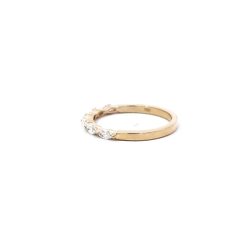 14K Yellow Gold 0.40 cttw Diamond Ring - / 4.5