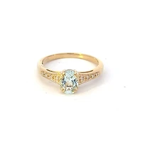 10K Yellow Gold 0.65cttw Aquamarine and 0.04cttw Diamond Ring, size 7