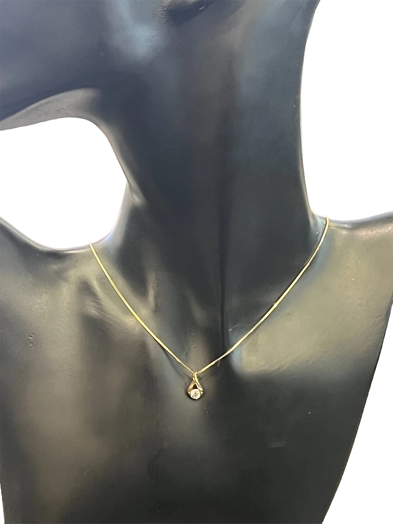 14K Yellow Gold 0.25 cttw Canadian Diamond Pendant, 18"