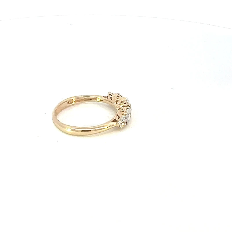 14K Yellow Gold Diamond Ring